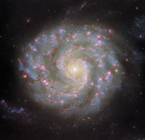 Hubnble Hubble Captures Edge-On View of Spiral Galaxy NGC 1827 | The-sky.org